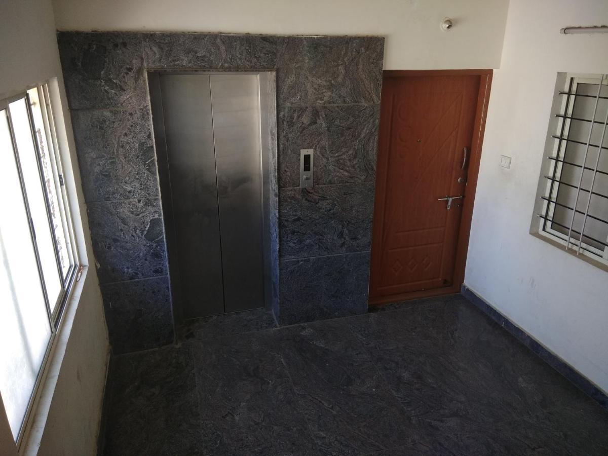 Lucid Dew Apartment Bangalore Exterior foto